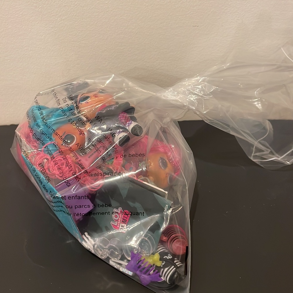 LOL Surprise Doll Remix Dolls and Accessory Bundle Toy Lot - Picture 11 of 11